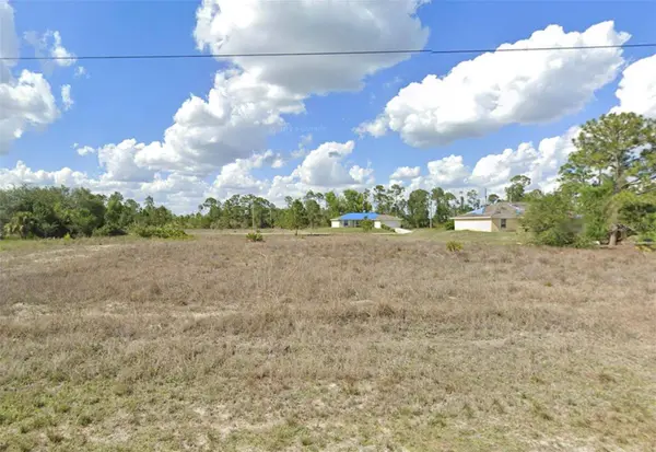 1241 DELORES ST E, Lehigh Acres, FL 33974