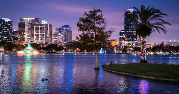 Orlando Muito Além da Disney: Os 115 Bairros que Definem a Cidade,Daniela Galvao