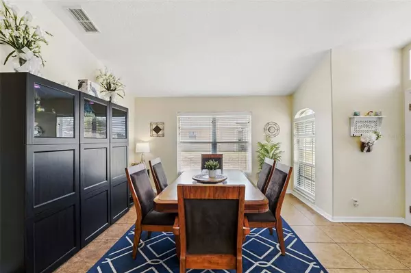 1823 ASHTON DR E, St Cloud, FL 34771