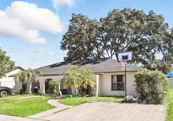 5540 CHARLESTON ST, Orlando, FL 32807