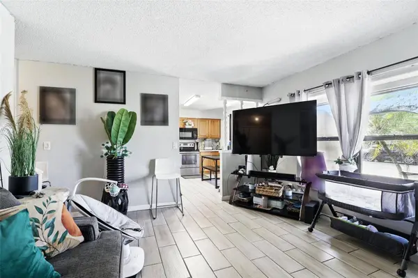 5540 CHARLESTON ST, Orlando, FL 32807