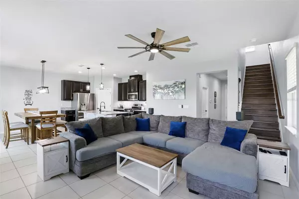 1338 RILEY CIR, Deland, FL 32724