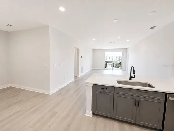 7545 LAUREATE BLVD #7301, Orlando, FL 32827
