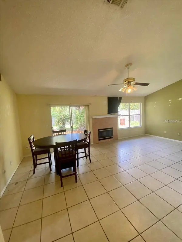 5230 CLARION OAKS DR, Orlando, FL 32808