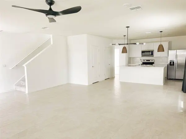 1889 SUMMER SERENITY DR, Kissimmee, FL 34744