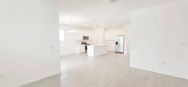 413 SILVER PALM DR, Haines City, FL 33844