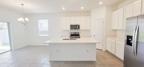 413 SILVER PALM DR, Haines City, FL 33844