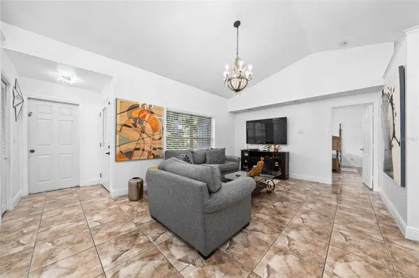 10618 REAGANS RUN DR, Clermont, FL 34711