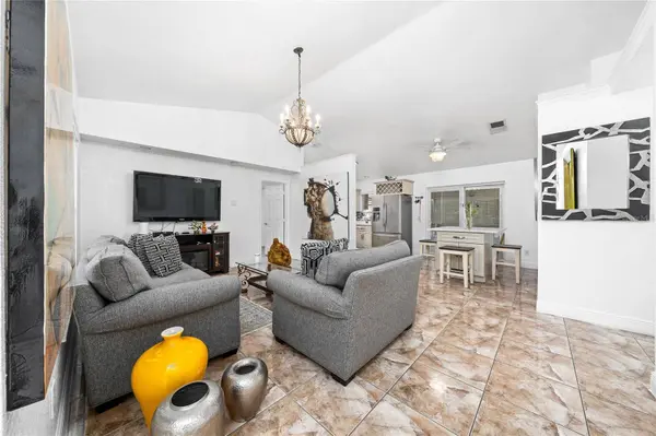 10618 REAGANS RUN DR, Clermont, FL 34711