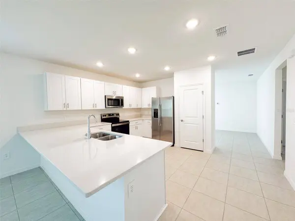 436 WAYLAND DR, Haines City, FL 33844