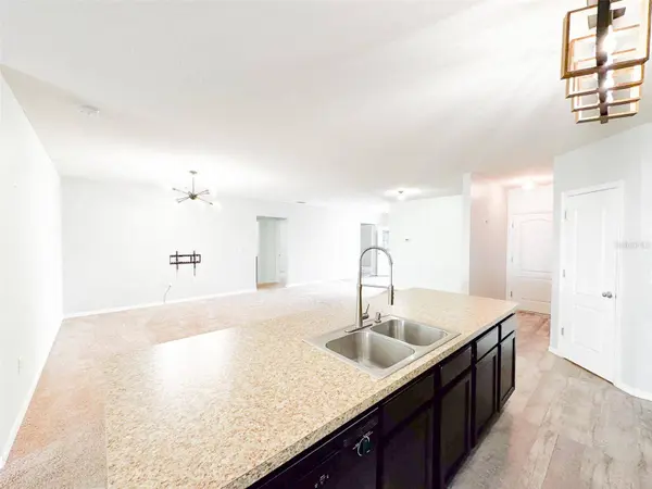 5525 FOREST RIDGE DR, Winter Haven, FL 33881