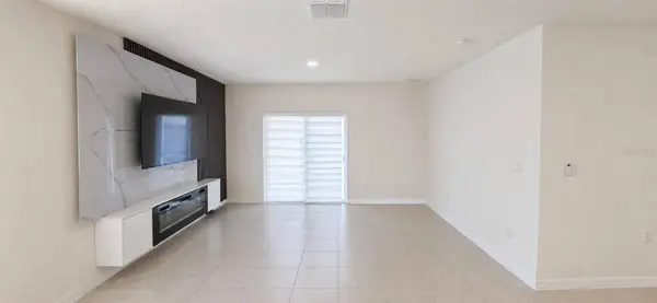 2618 ANGEL FALLS DR, Davenport, FL 33837
