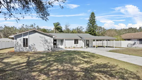 3743 Red Oak Ct, Lake Wales, FL 33898-8491