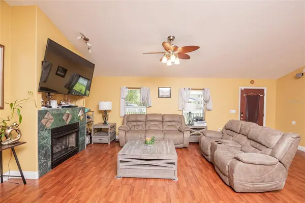 5572 Myakka Ave, Intercession City, FL 33848