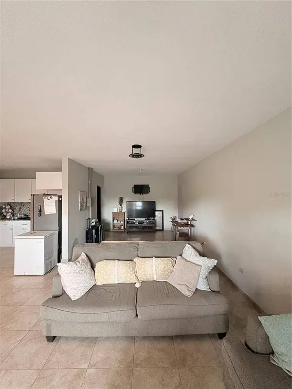 PR 860 MARTIN GONZALEZ, Carolina, PR 00986