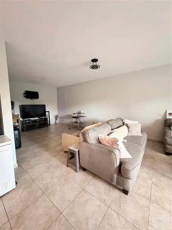 PR 860 MARTIN GONZALEZ, Carolina, PR 00986