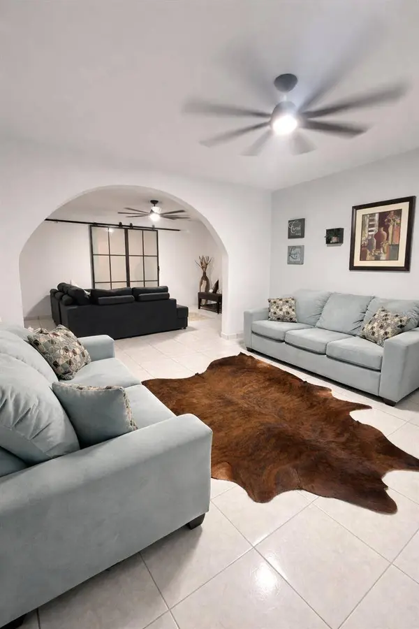 172 RIO ABAJO, Cidra, PR 00739