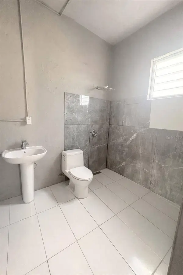 Manuel A Padilla BO PUEBLO, Toa Baja, PR 00950