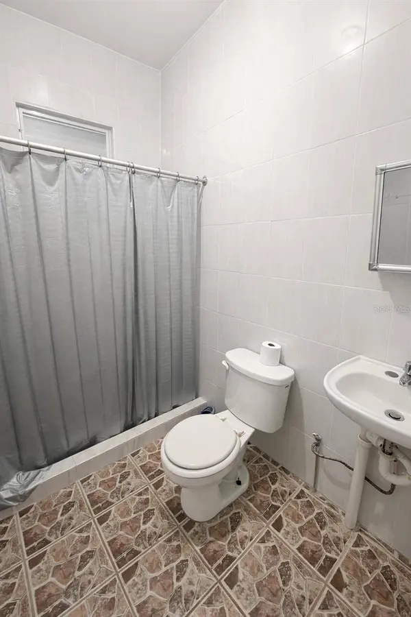 46 N CALLE BARCELONA, Guayama, PR 00784