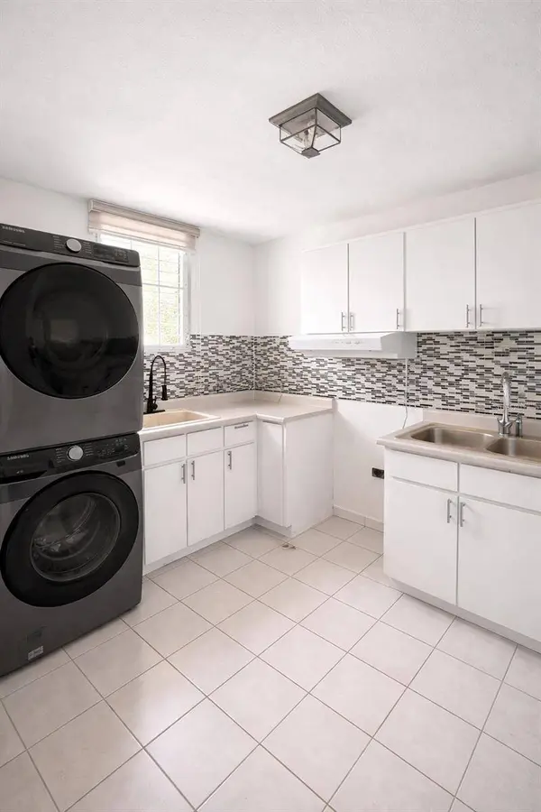 021 PARQUE DE PONTEZUELA #117, Carolina, PR 00983