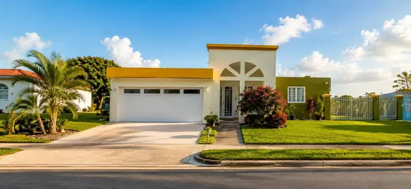 2 A4, Juncos, PR 00777
