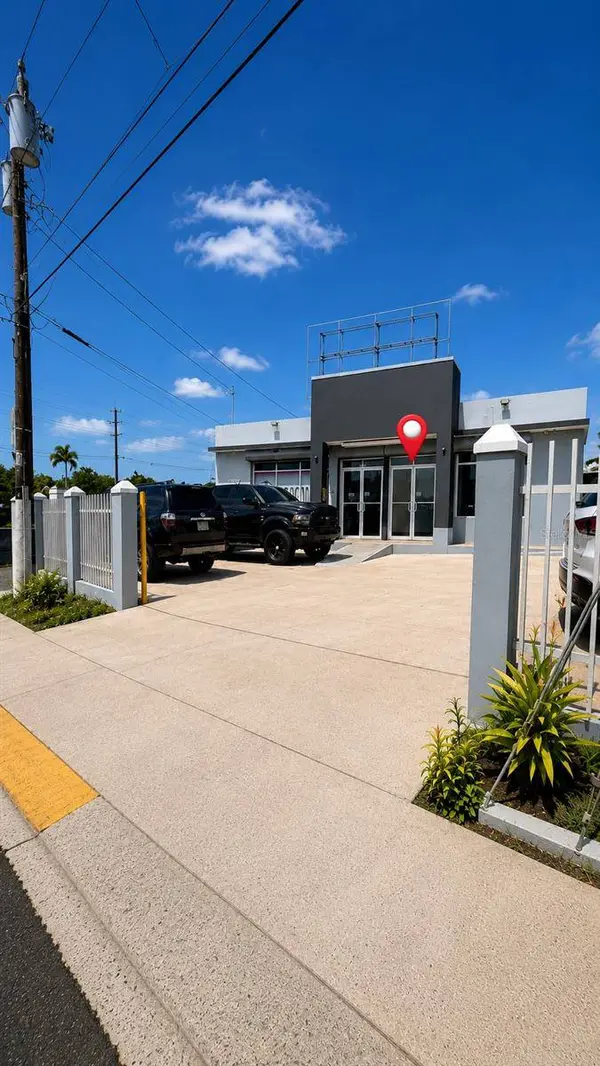 3 MARGINAL, Carolina, PR 00985