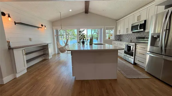 6428 LYNN RD, Orlando, FL 32810