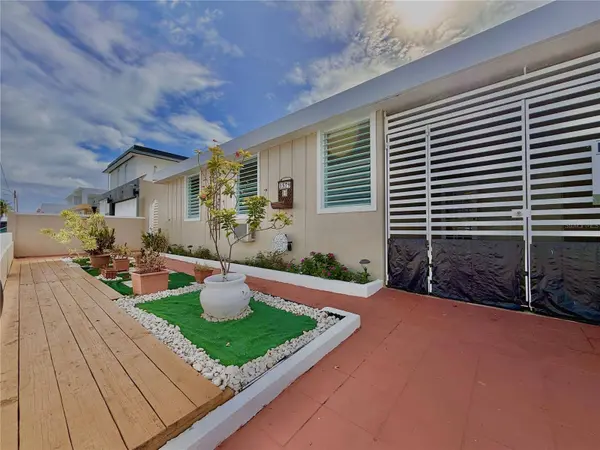 Paseo Diana LEVITTOWN LAKES #1579, Toa Baja, PR 00949