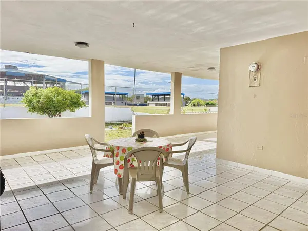 Paseo Diana LEVITTOWN LAKES #1579, Toa Baja, PR 00949