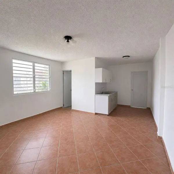143 JARDINES DE COUNTRY CLUB #Apt 2, Carolina, PR 00983