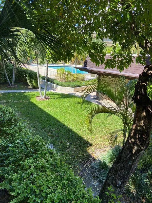 8335 SW 72nd Ave #202D, Miami, FL 33143