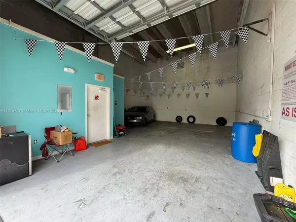 13155 SW 123rd Ave #10, Miami, FL 33186