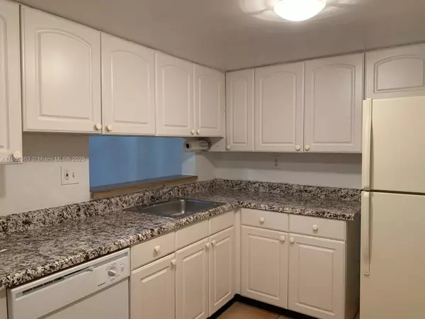 8600 SW 133rd Ave Rd #310, Miami, FL 33183