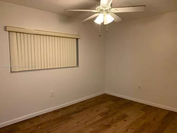 8600 SW 133rd Ave Rd #310, Miami, FL 33183