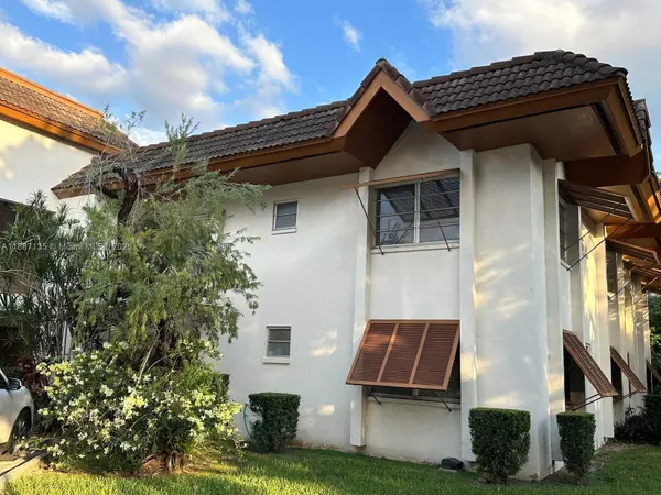 9304 SW 77th Ave #C4, Miami, FL 33156