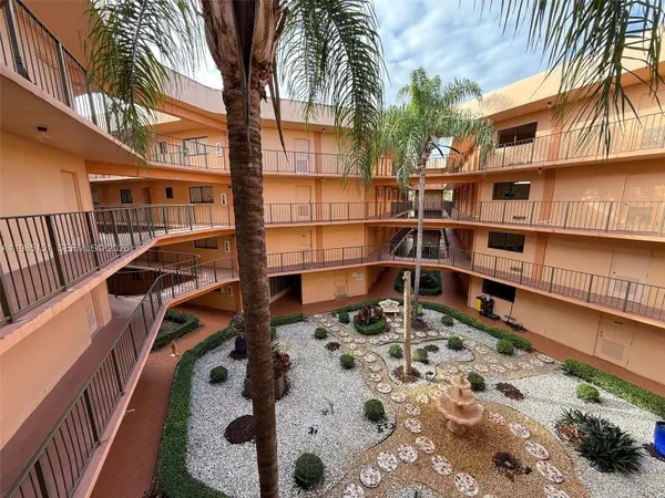 8600 SW 133rd Ave Rd #310, Miami, FL 33183