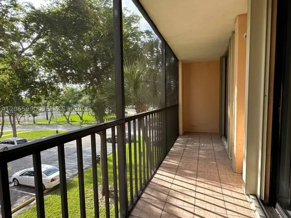 8420 SW 133rd Ave Rd #317, Miami, FL 33183