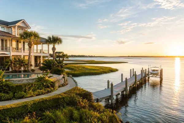 Living on the Intracoastal in Northeast Florida: What the Lifestyle Is Really Like,Joey Larsen