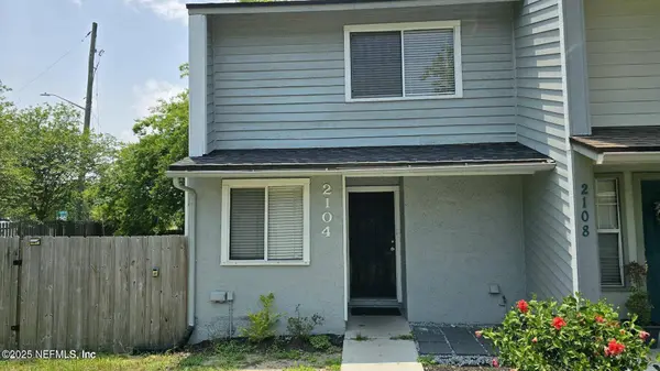 2104 DUNES WAY DR W, Jacksonville, FL 32225