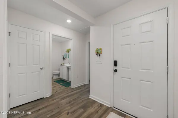 402 RED DAHLIA LN, Jacksonville, FL 32218