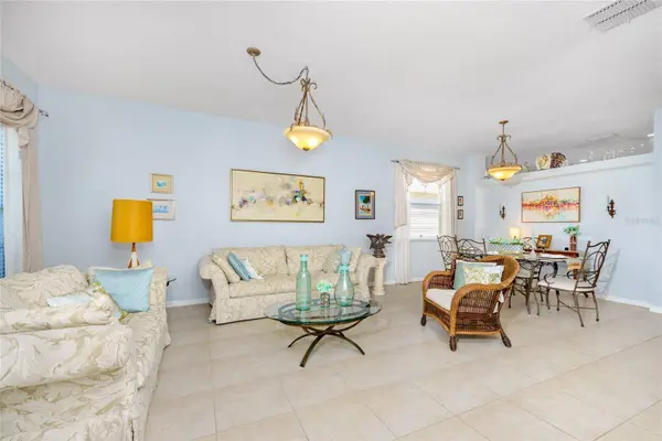 2368 TOPAZ TRL, Kissimmee, FL 34743