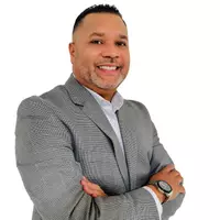 Bienvenido a torres Property Solutions, una página oficial de Pedro Torres Fernandez, Realtor; afiliado a La Rosa Realty LLC.