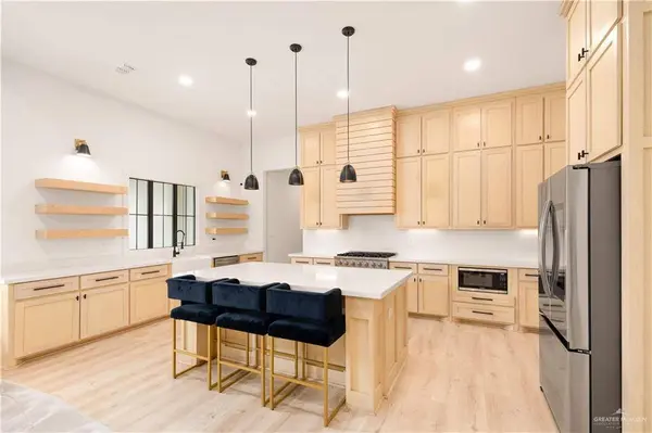 2604 Cottonwood ST, Mission, TX 78574