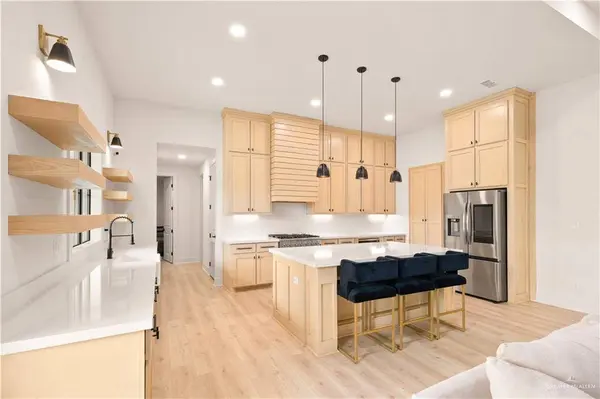 2604 Cottonwood ST, Mission, TX 78574