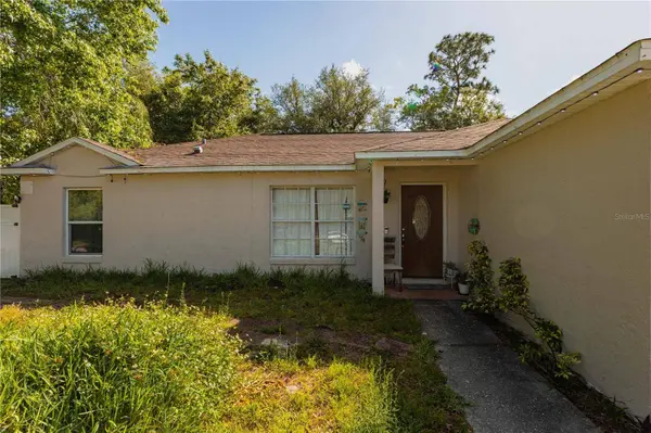 1240 CLARION CIR, Deltona, FL 32738