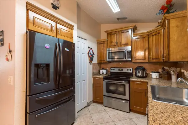 1240 CLARION CIR, Deltona, FL 32738