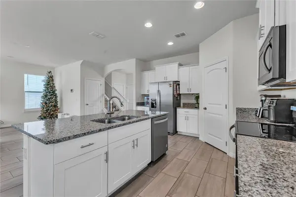 16495 POINT ROCK DR, Winter Garden, FL 34787