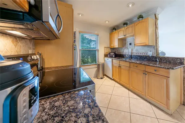 Altamonte Springs, FL 32714