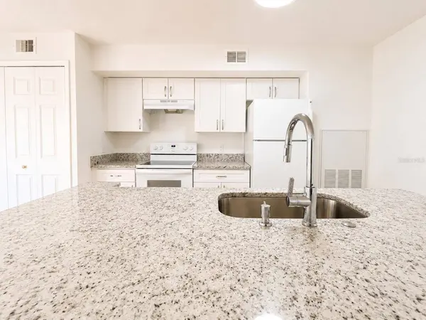 4702 SUTTON TER #108, Orlando, FL 32811