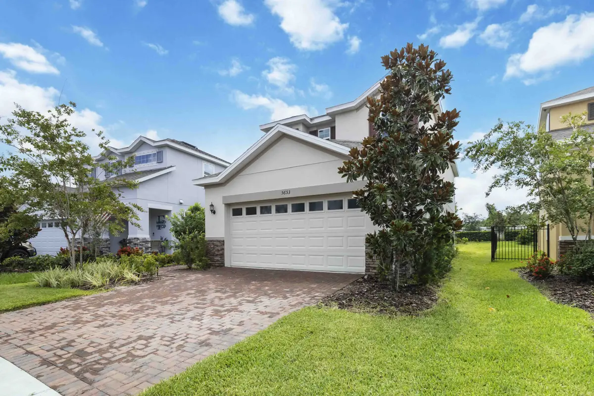 5653 Del Coronado Dr, Apollo Beach, FL 33572-2750